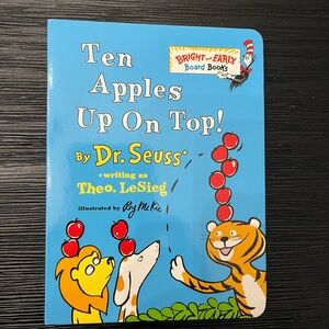 Dr. Seuss 'Ten Apples Up On Top!' Board Book - New